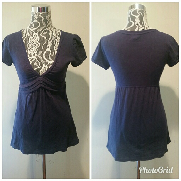 American Eagle Outfitters Tops - Cute Little American Eagle Top